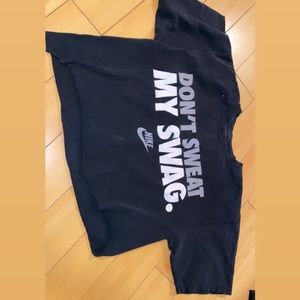 Nike cropped tee